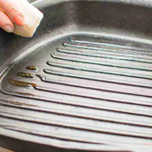 How To Clean A Cast Iron Grill Pan
